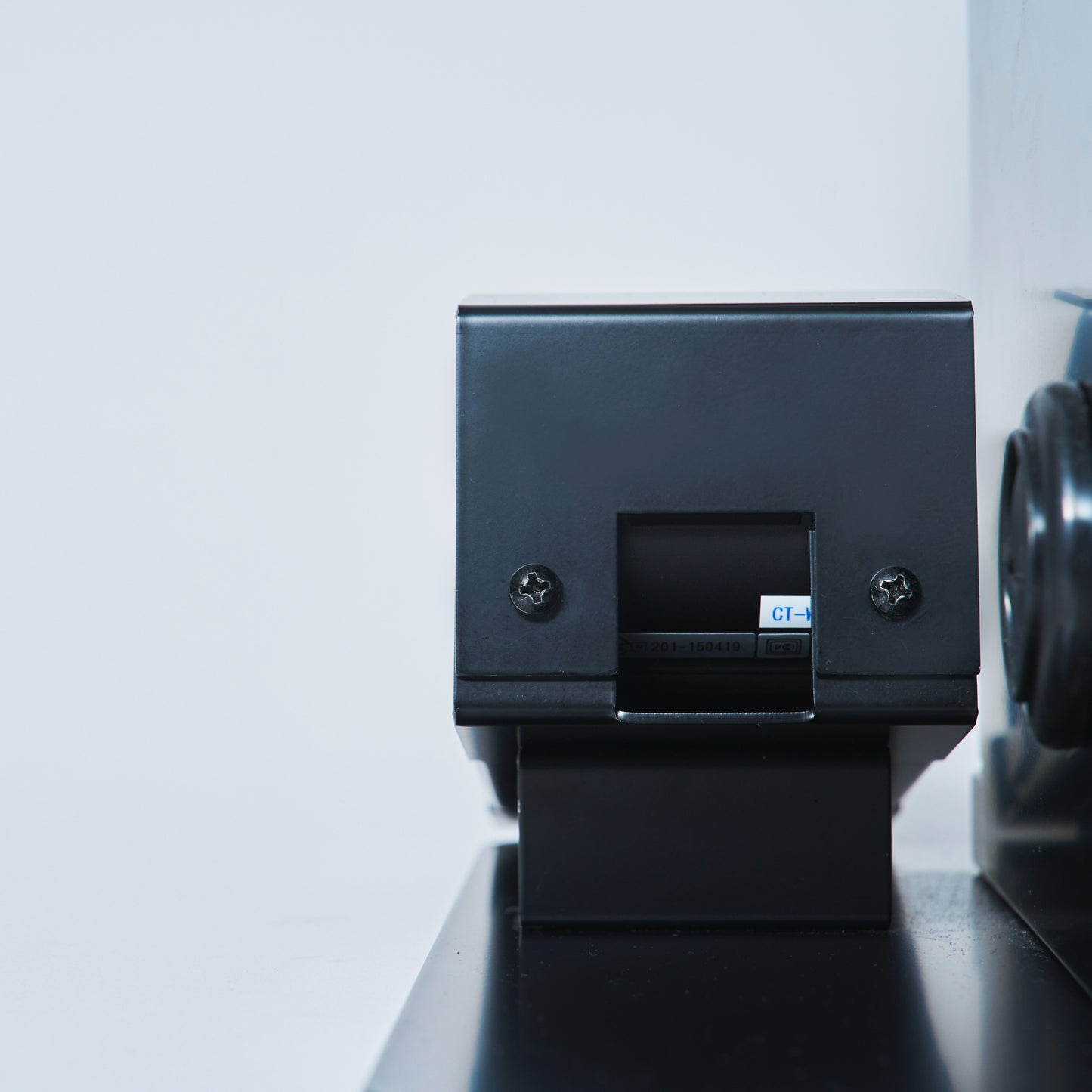 タッチパネル型券売機（ELO製）